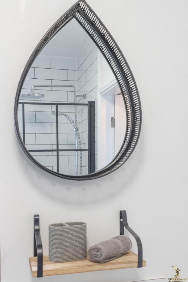 Luxe Garden House For 6 In Central 엑서터 외부 사진