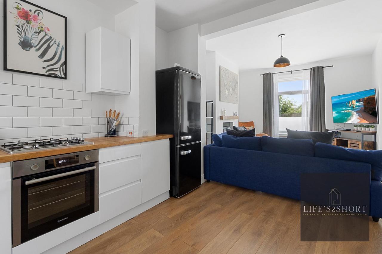 Luxe Garden House For 6 In Central 엑서터 외부 사진